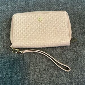 Tory Burch Marion Wristlet Cell Phone Wallet